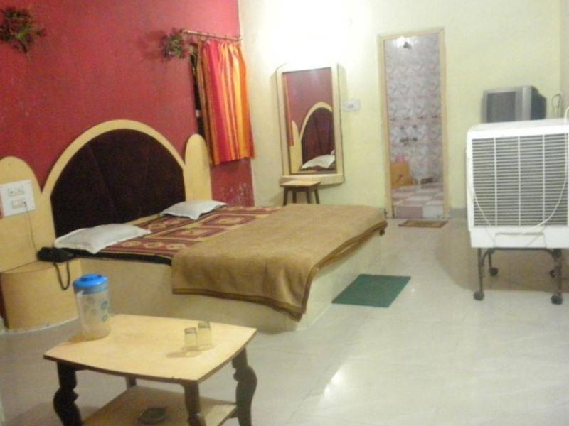 Hotel Parikalp Pachmarhī Zewnętrze zdjęcie